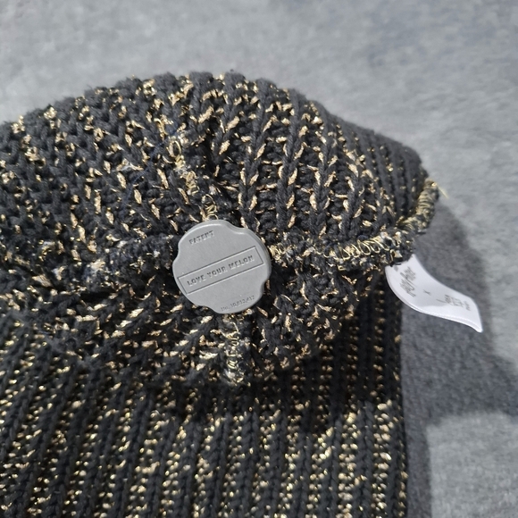 Love Your Melon Harry Potter Snitch Black Metallic Gold Pom Beanie main image 5